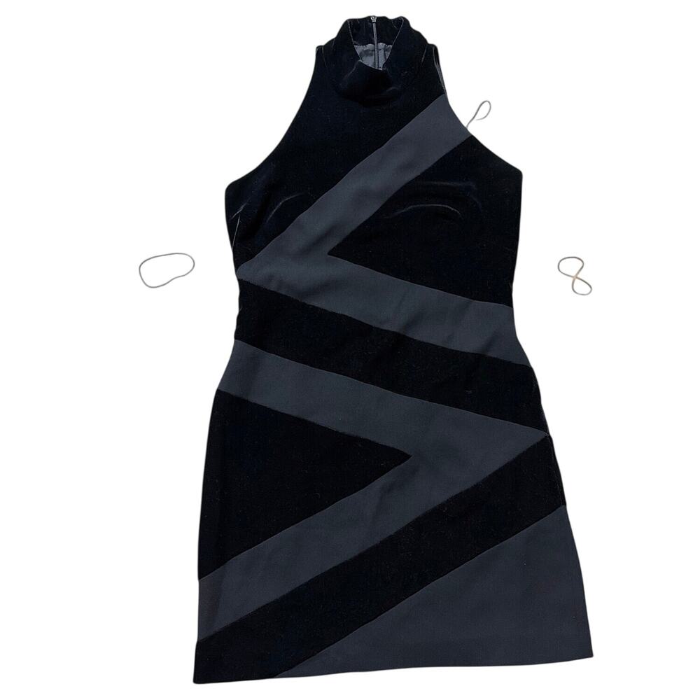 Laundry by Shelli Segal Vintage 90s  black velvet sleeveless mini cocktail dress